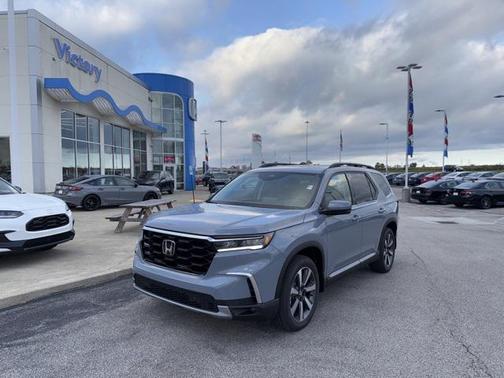 2025 Honda Pilot Touring 8-Passenger