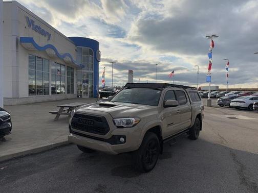 2017 Toyota Tacoma SR