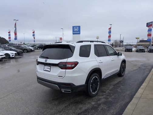 2026 Honda Pilot Touring 8-Passenger