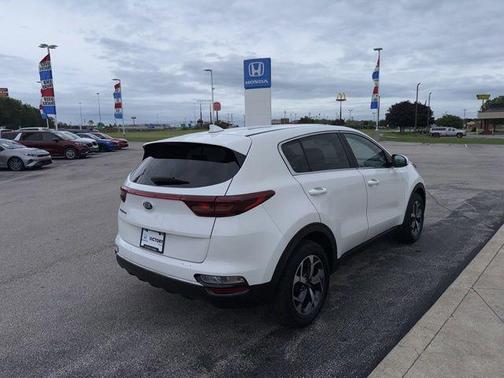 Clear White 2020 Kia Sportage LX