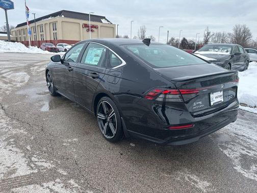 Crystal Black Pearl 2025 Honda Accord Hybrid Sport