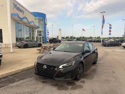 2023 Nissan Altima SR FWD