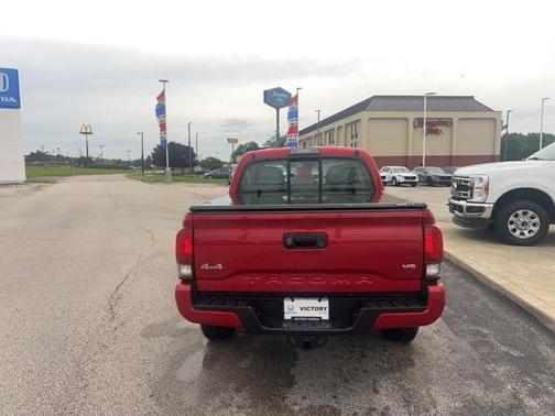 2018 Toyota Tacoma SR
