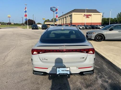 2022 Kia K5 GT-Line