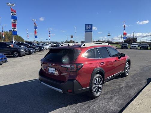 2025 Subaru Outback Touring XT