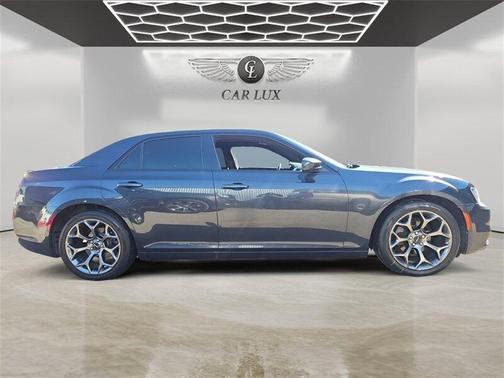 2018 Chrysler 300 S
