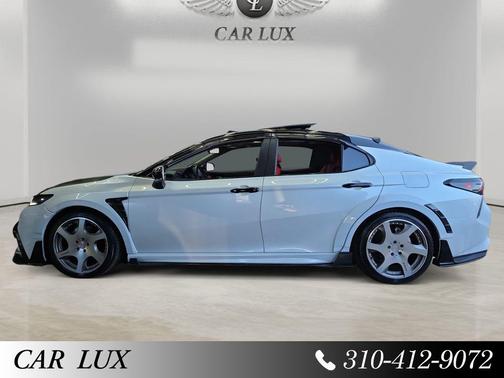 Wind Chill Pearl/Midnight Black Metallic 2022 Toyota Camry XSE