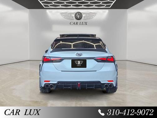 Wind Chill Pearl/Midnight Black Metallic 2022 Toyota Camry XSE