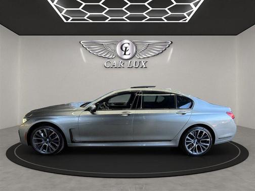 2020 BMW 750 i xDrive