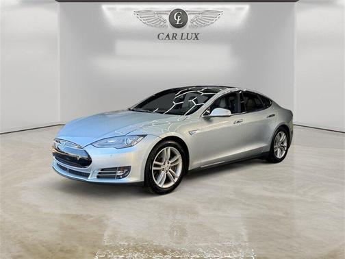 2015 Tesla Model S 70D