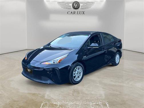 2019 Toyota Prius LE