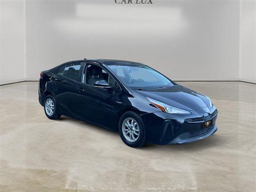 2019 Toyota Prius LE