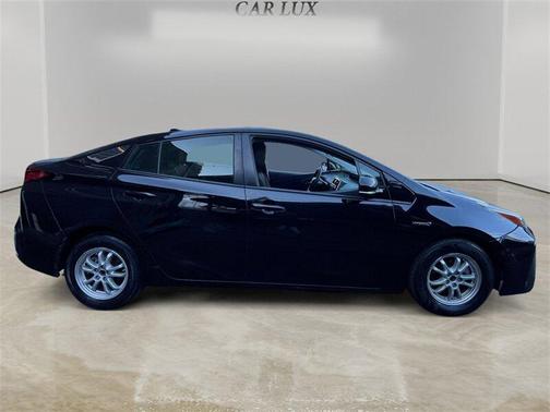 2019 Toyota Prius LE