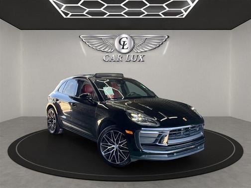 2023 Porsche Macan Base