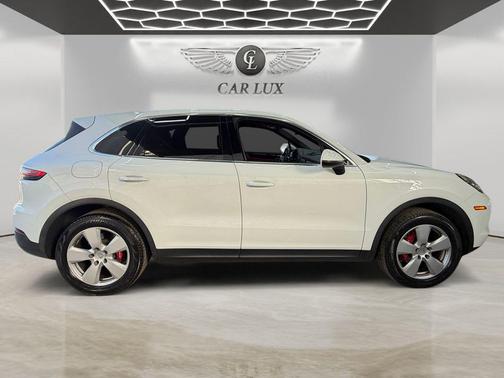 2019 Porsche Cayenne Cayenne