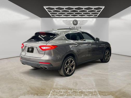 2018 Maserati Levante Base