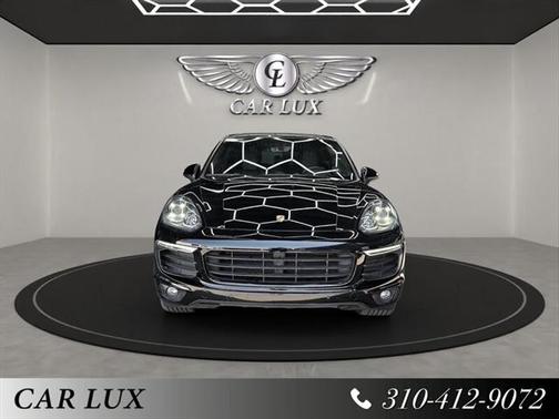 2017 Porsche Cayenne Platinum Edition