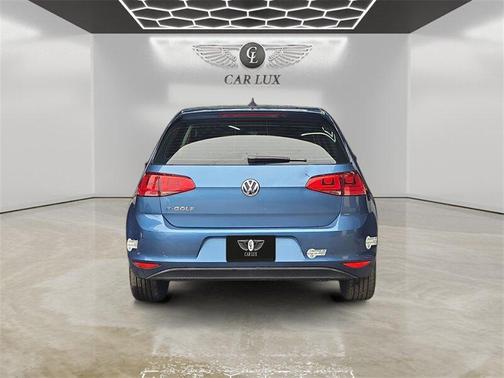 2016 Volkswagen e-Golf SE