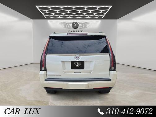 White Diamond Tricoat 2015 Cadillac Escalade ESV Luxury