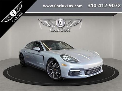 2018 Porsche Panamera 4