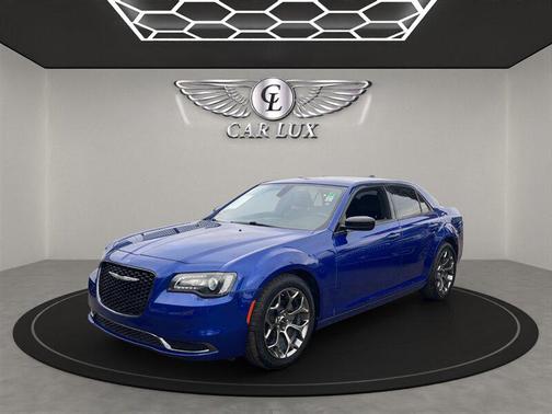 2018 Chrysler 300 Touring
