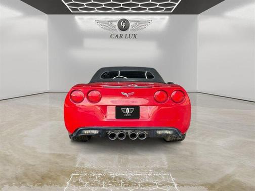 2005 Chevrolet Corvette Base