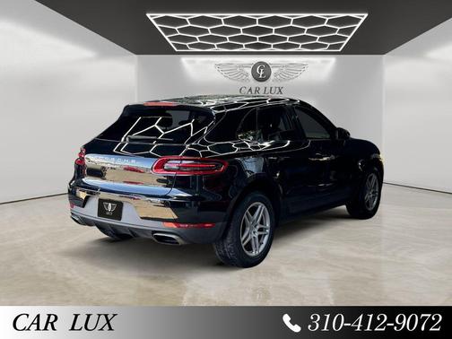 Black 2018 Porsche Macan Macan Sport Edition