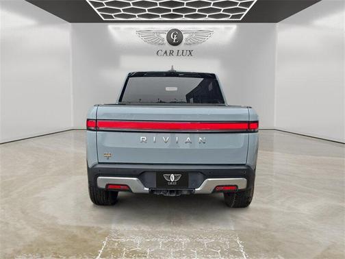 2022 Rivian R1T Adventure