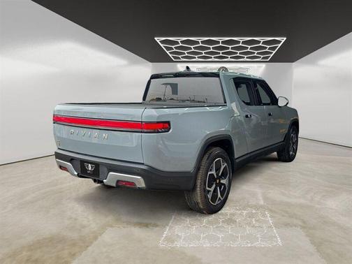 2022 Rivian R1T Adventure