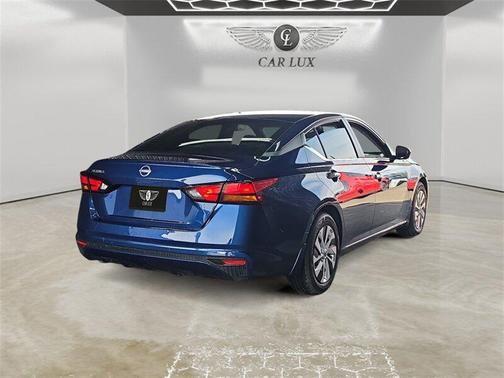 2024 Nissan Altima S FWD