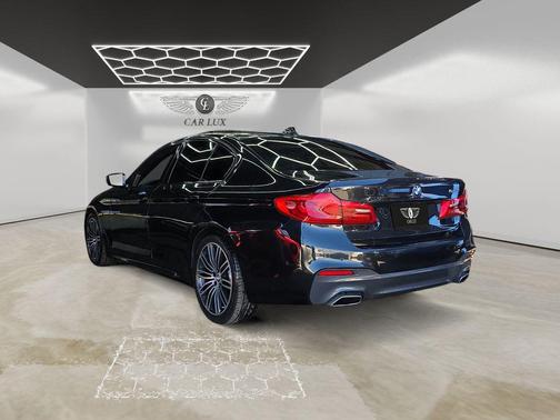 2019 BMW 540 540i