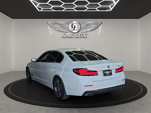 2021 BMW 530 530i