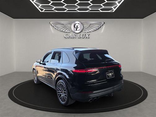 2019 Porsche Cayenne S