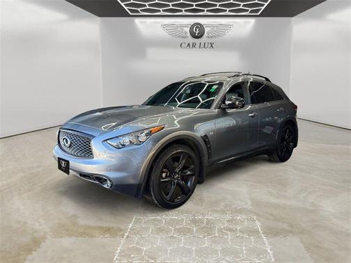 2017 INFINITI QX70 Base