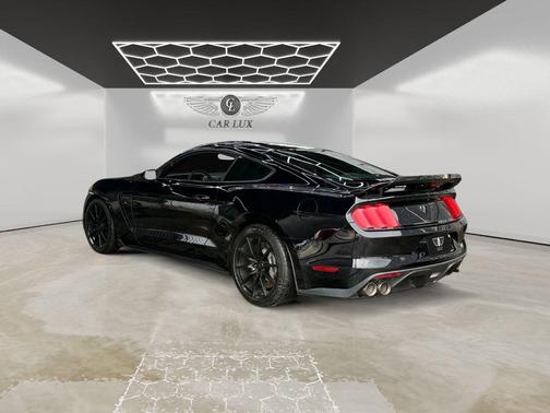 2016 Ford Shelby GT350 Base