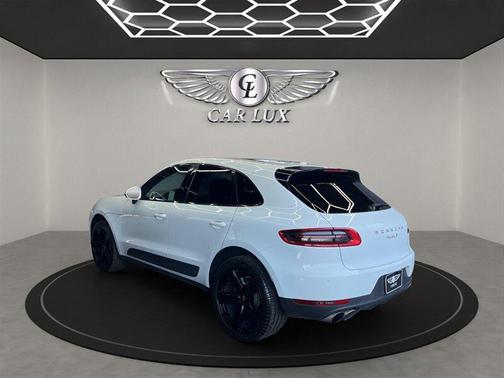 2015 Porsche Macan S