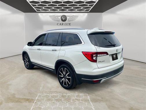 2019 Honda Pilot Touring 8-Passenger