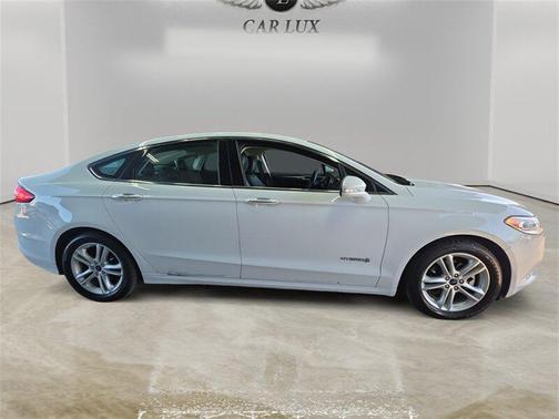 2018 Ford Fusion Hybrid SE