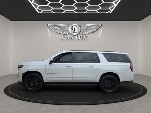 2021 Chevrolet Suburban RST