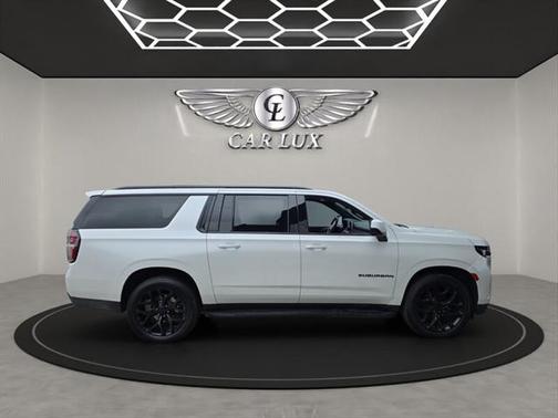2021 Chevrolet Suburban RST