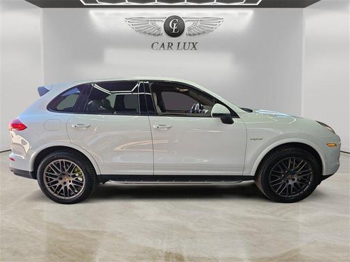 2017 Porsche Cayenne Cayenne S E-Hybrid Platinum Edition