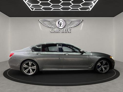 2018 BMW M760 xDrive