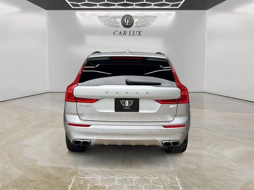 2021 Volvo XC60 Recharge Plug-In Hybrid T8 R-Design