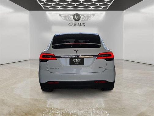 2017 Tesla Model X 90D