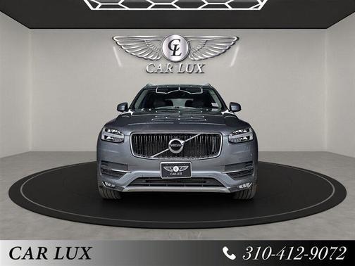 2016 Volvo XC90 T6 Momentum