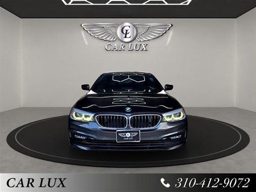 2018 BMW 530 530i