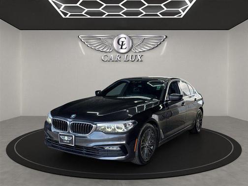 2018 BMW 530 530i