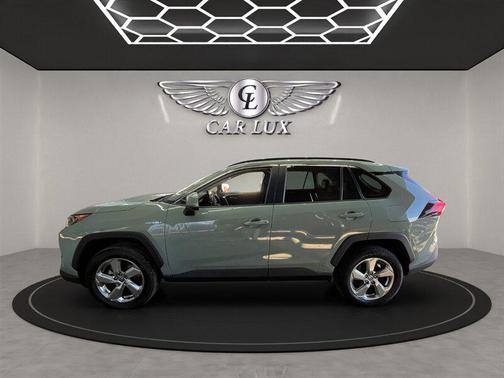 2021 Toyota RAV4 Hybrid XLE Premium