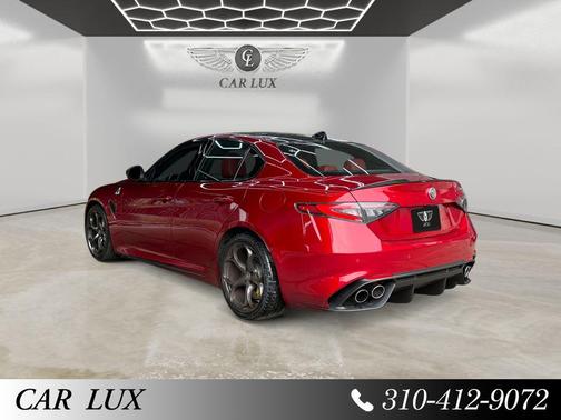 Rosso Etna 2024 Alfa Romeo Giulia Quadrifoglio