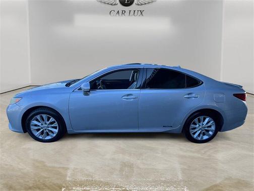 2013 Lexus ES 300h Base